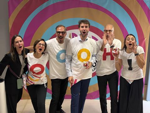 Sambóa apple brand team Madrid