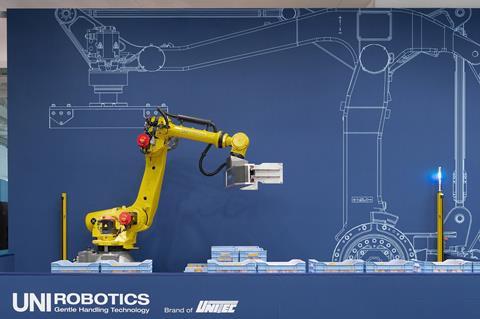 Unirobotics depalletiser Unitec