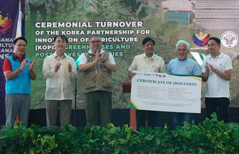 President of the Philippines Inaugurates Korea-Backed Greenhouse Project in Quezon