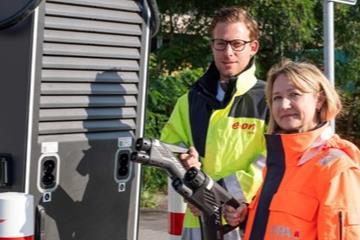 E.ON Ladestellen für E-Lkw im Hamburger Hafen - E.ON_Alena Zielinski