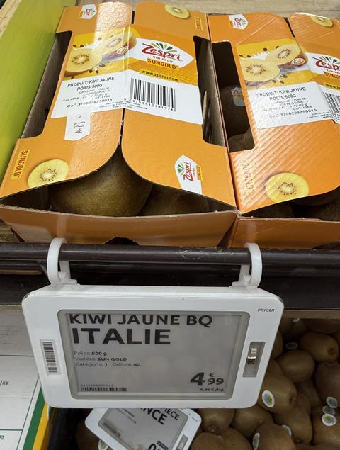 France Italian SunGold kiwifruit Zespri