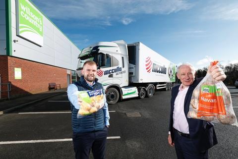 L-r: Alan Thompson, commercial manager at McCulla Ireland with Wilson's Country MD Lewis Cunningham