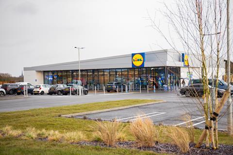 Lidl is expanding again