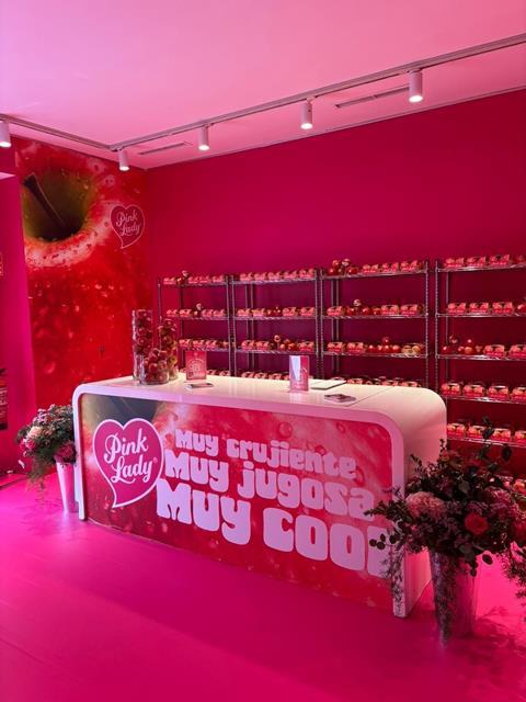 Pink Lady Madrid popup