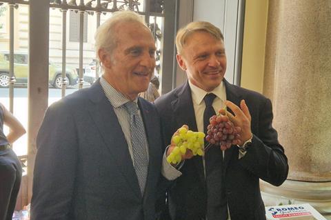 Fruitimprese-Präsident Marco Salvi (l.) und Landwirtschaftsminister Francesco Lollobrigida