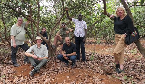 Waren knapp eine Woche in Kenia unterwegs (vl.): Sergio Ariza (Campina Verde), Daniel Schmidt (Fruchthandel Magazin), Sebastian Zeh (Lehmann Natur GmbH), Daniel Cruz (Campina Verde), Thomas Derstadt (IPD), Benjamin Mwangangi (IPD-Consultant, Kenia), Marga