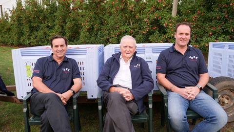 Montague 3 Generations, Ray, Bill, Scott at Jazz Harverst Narre Warren, VIC