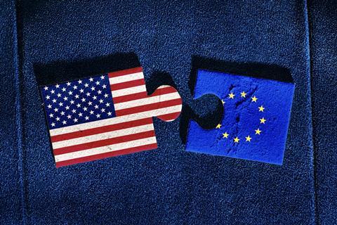 USA EU puzzle pieces