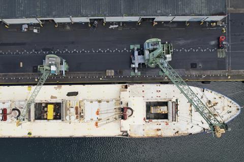 BNFW Baltic Exchange kiwifruit loading Port of Antwerp-Bruges