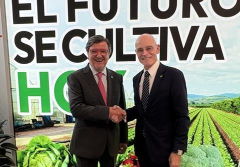 Cecilio Peregrín, left, with Joaquín Rey
