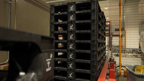 Tosca new circular pallet