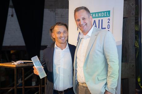 DOGK 2025 Retail Award Edeka mit Laudator Michael Rachul