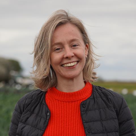 Emma Brown, Felix